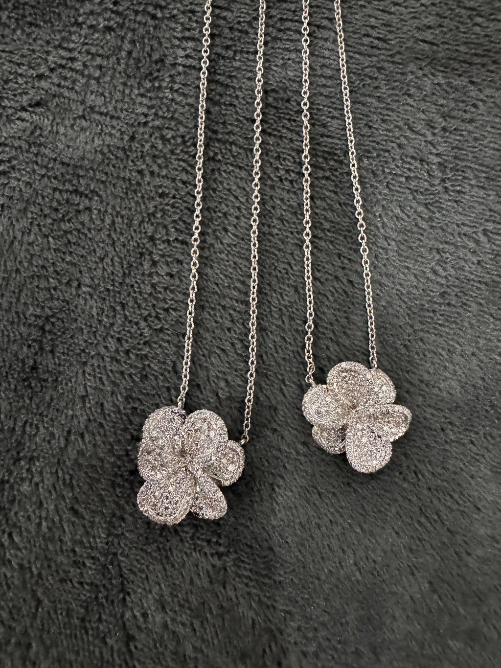 18K White Gold Diamond Flower Necklace -Small