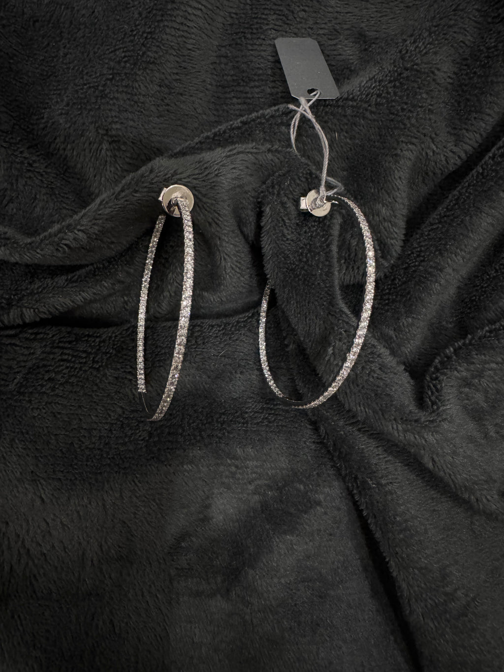 18K White Gold Diamond Hoop Earrings