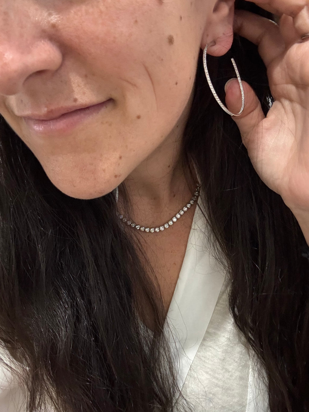 18K White Gold Diamond Hoop Earrings