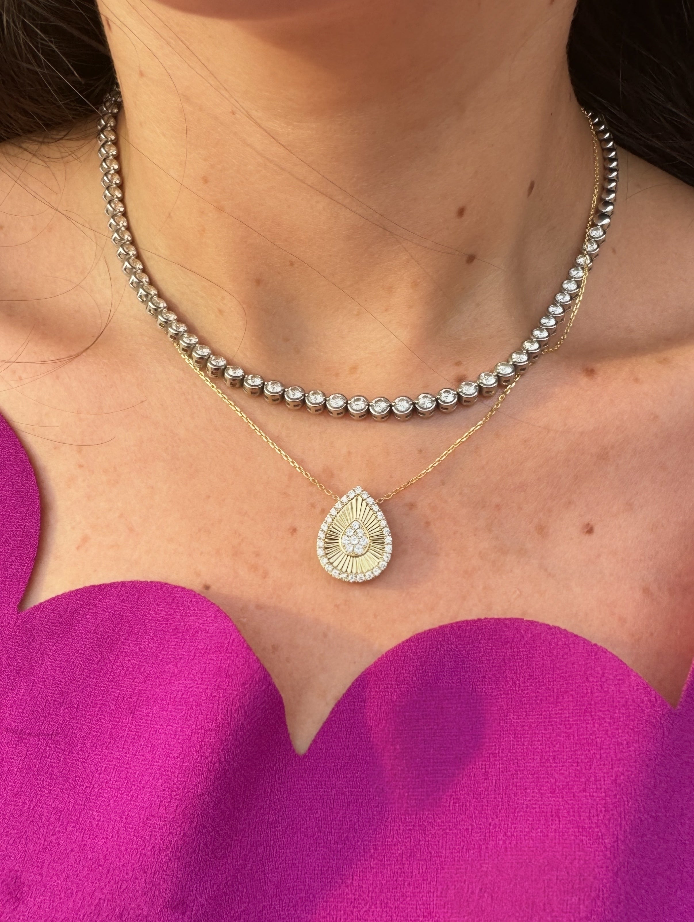 14K Yellow Gold Diamond Teardrop Fluted Pendant Necklace