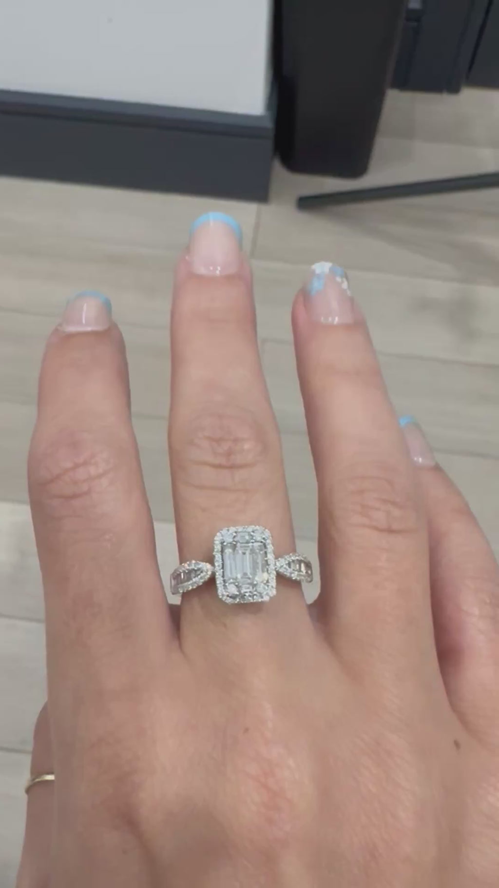 18K White Gold Geometric Baguette Diamond Ring