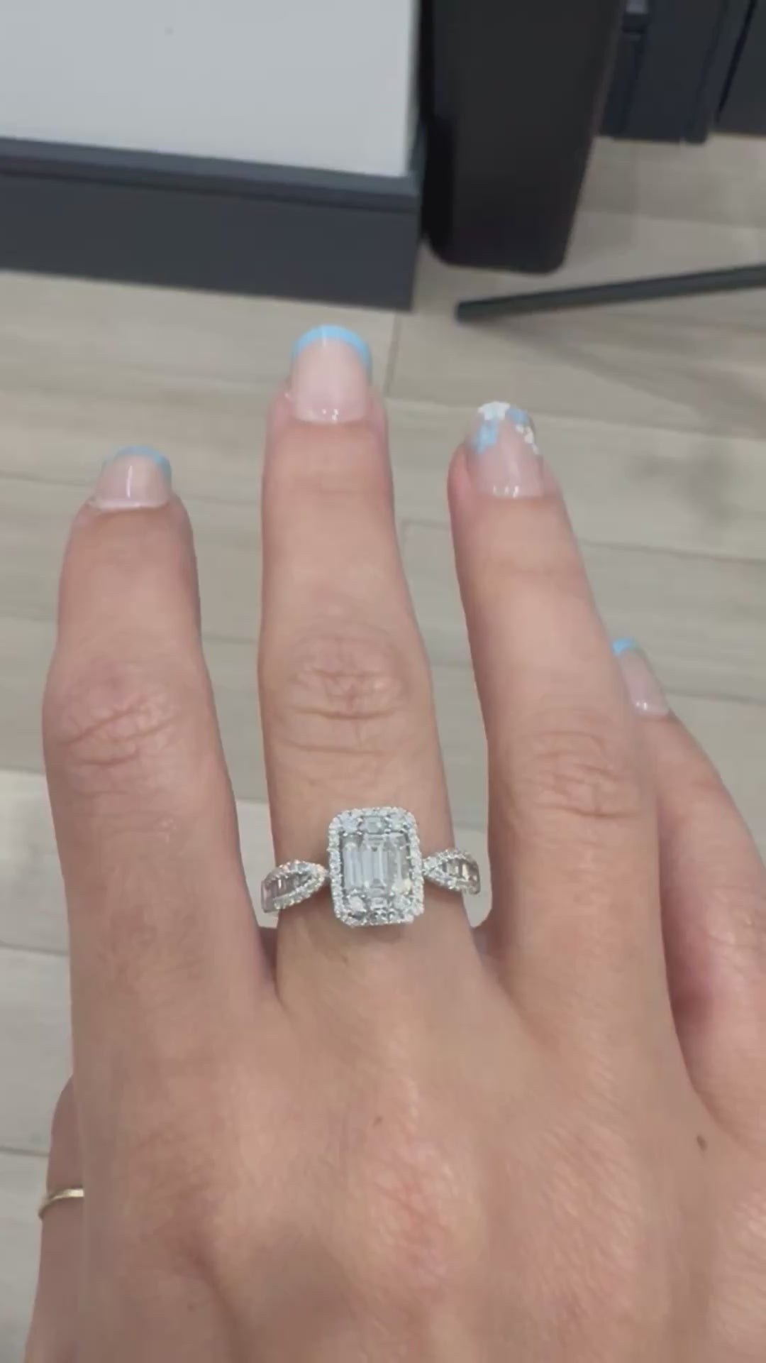 18K White Gold Geometric Baguette Diamond Ring